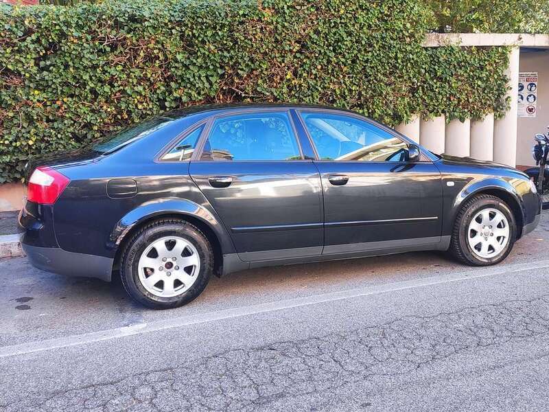 Usato 2001 Audi A4 2.0 Benzin 131 CV (3.500 €)