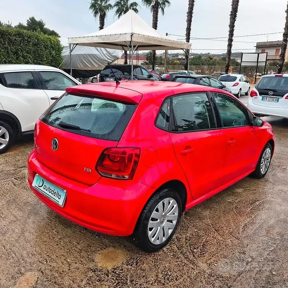 Usata VW Polo Comfortline 75 CV (55 kW) 2015 Rosso Berlina