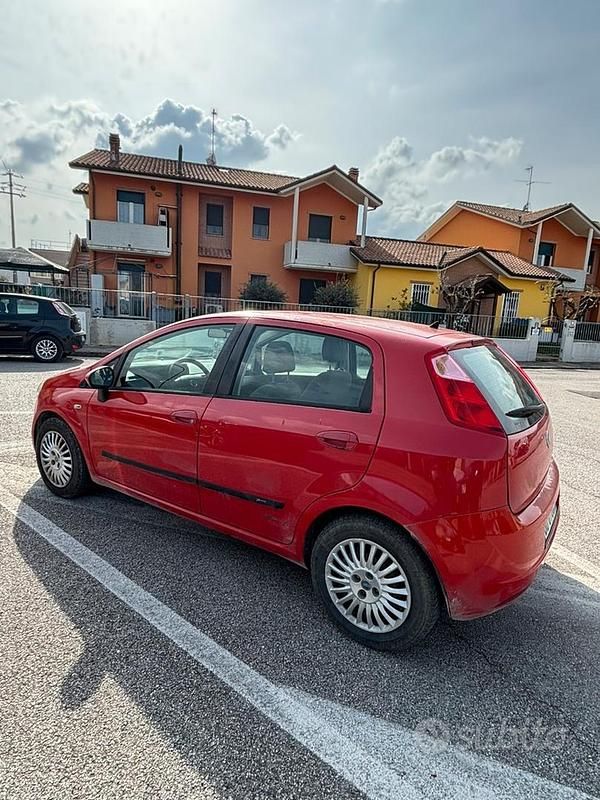 Usata Fiat Punto 2005 Utilitaria