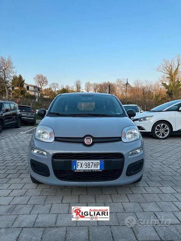 Usata Fiat Panda Connect 69 CV (50 kW) 2019 Blu Utilitaria
