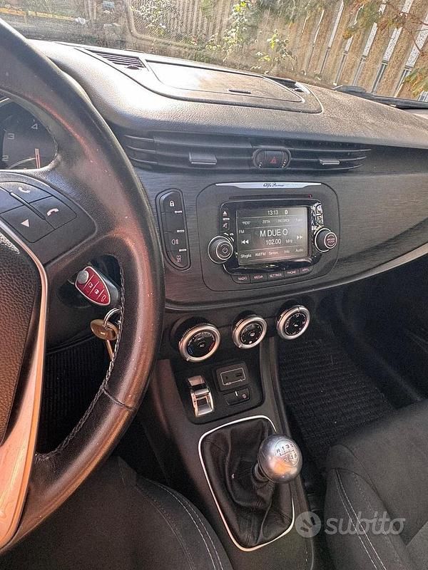 Usata Alfa Romeo Giulietta 120 CV (88 kW) 2016 Grigio Berlina