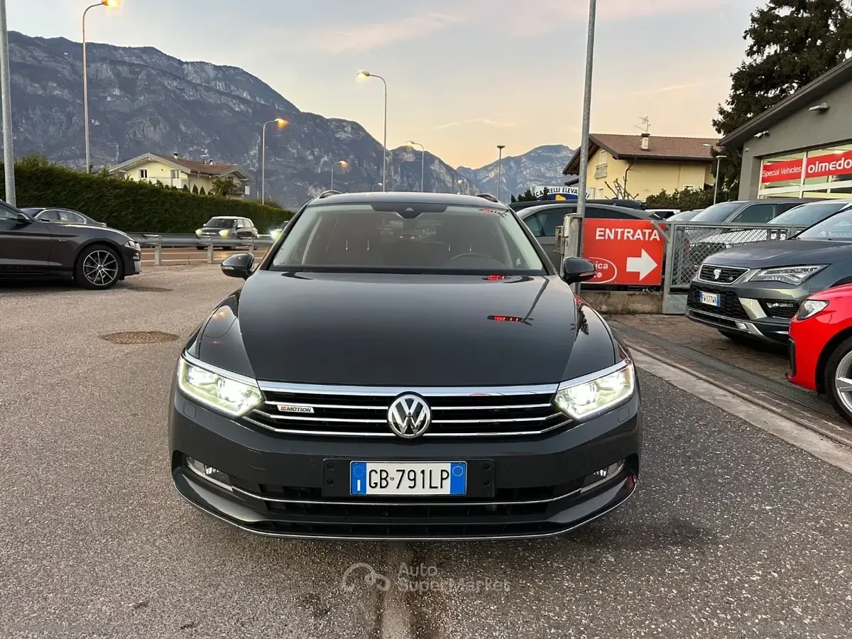 Usata VW Passat Highline 239 CV (175 kW) 2015 Grigio Berlina