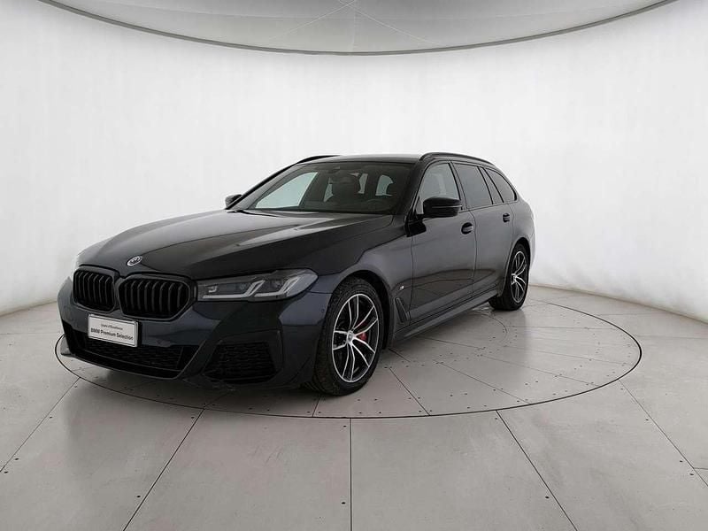 Usata BMW 540 M Sport 340 CV (250 kW) 2022 Nero metallizzato Station wagon