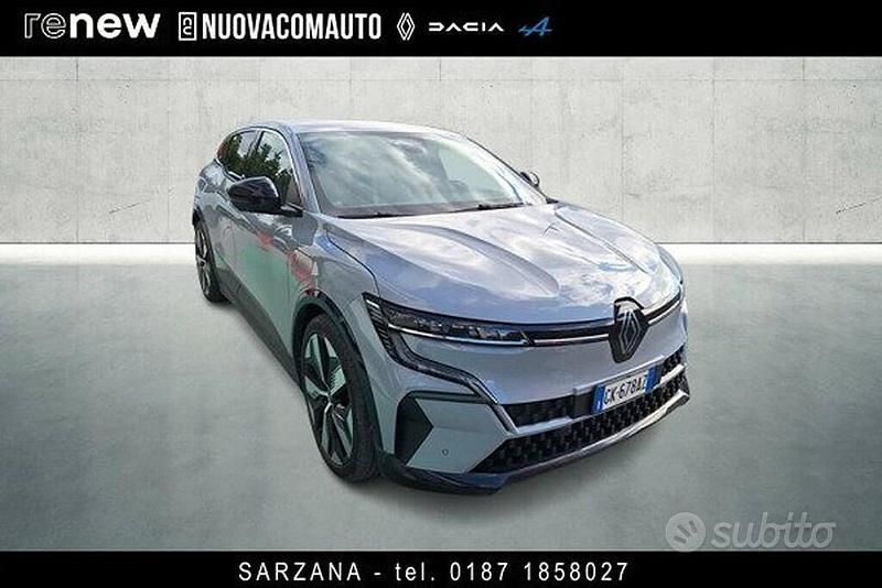 Usata Renault Megane E-Tech Techno 160 kW (218 CV) 2022 Grigio Berlina