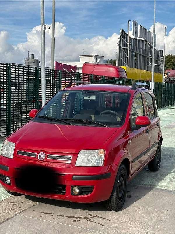 Usata Fiat Panda Dynamic 60 CV (44 kW) 2009 Rosso Utilitaria