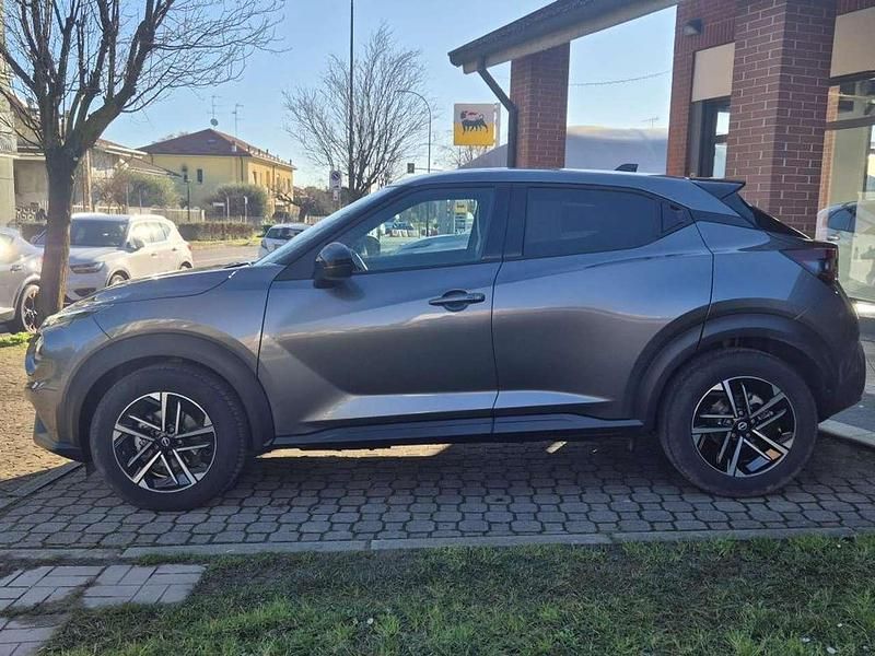 Usata Nissan Juke N-Connecta 114 CV (83 kW) 2024 Grigio SUV