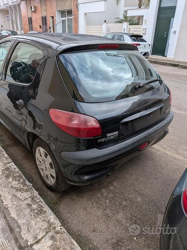 Usata Peugeot 206 2000 Nero Utilitaria