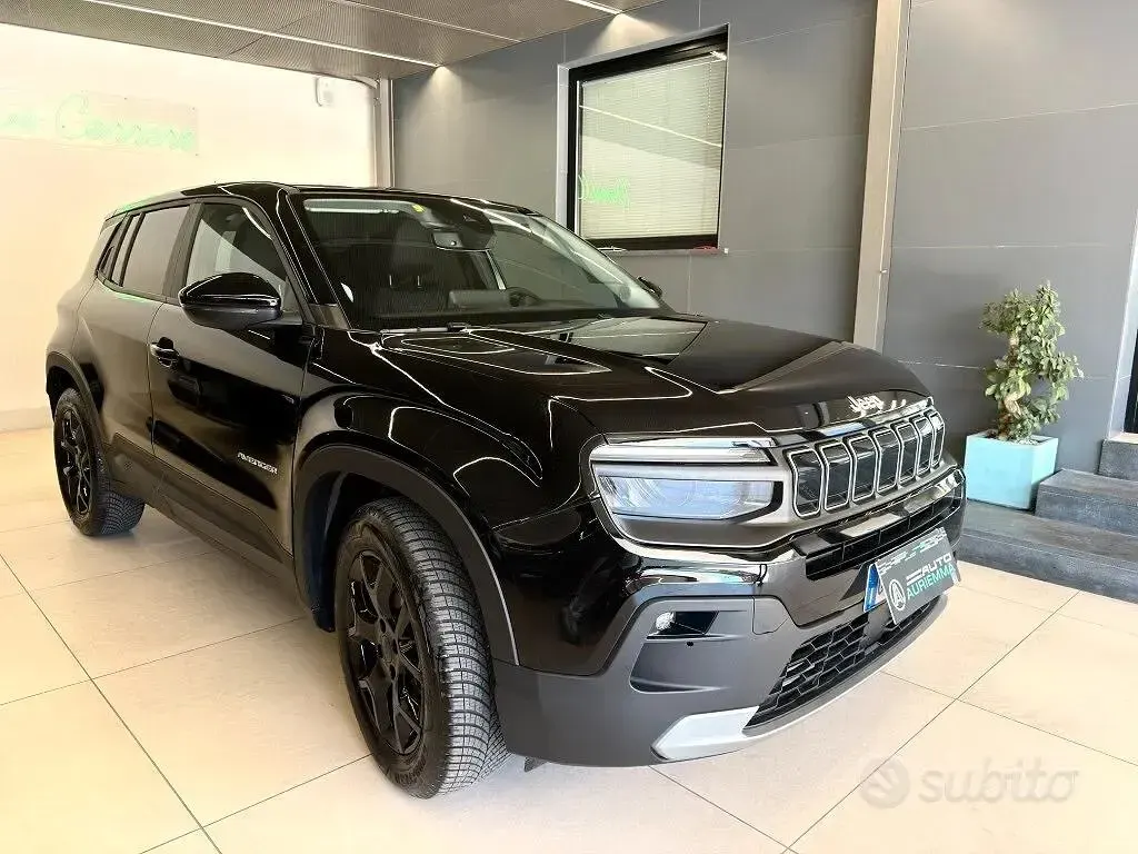 Usata Jeep Avenger 101 CV (74 kW) 2025 Nero SUV