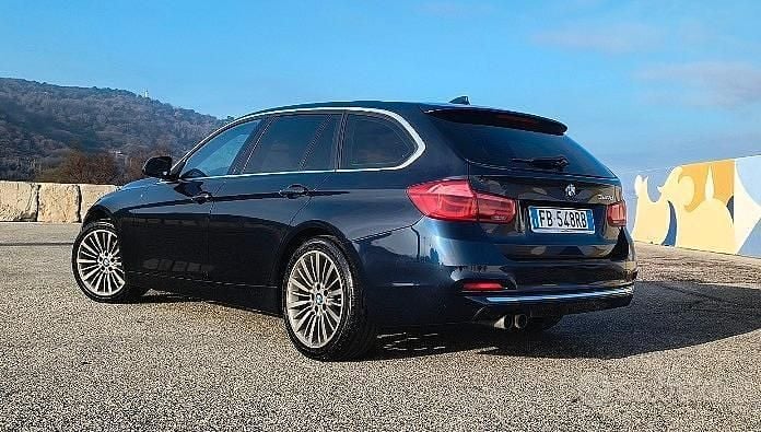 Usata BMW 320 Efficient Dynamics 190 CV (139 kW) 2016 Blu Station wagon