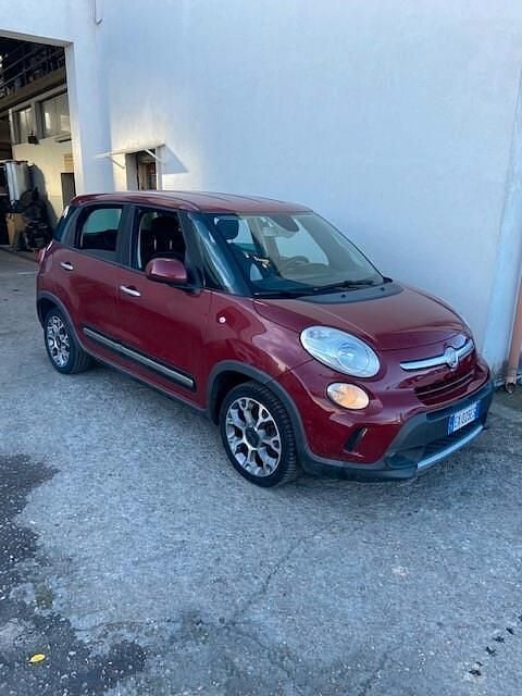 Usata Fiat 500L Trekking 95 CV (69 kW) 2015 Rosso Monovolume