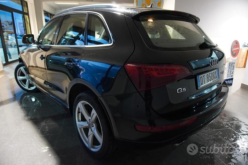 Usata Audi Q5 Comfort 240 CV (176 kW) 2009 Nero SUV