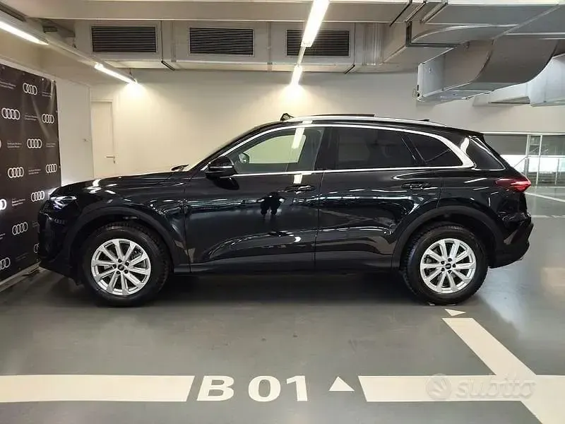 Usata Audi Q5 204 CV (150 kW) 2025 Nero SUV
