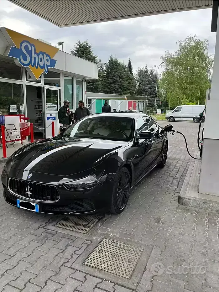 Usata Maserati Ghibli 250 CV (183 kW) 2014 Nero Berlina