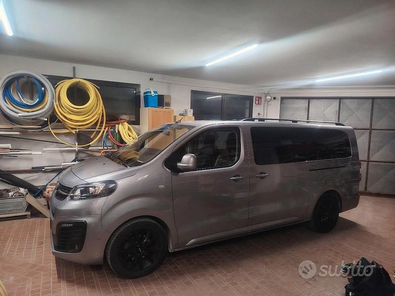 Grigio Usata 2020 Opel Zafira Life Monovolume | 31.000 € - Immagine 1/4