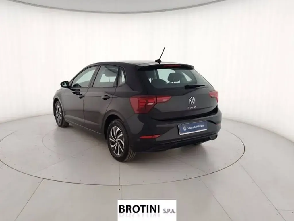 Usata VW Polo Life 95 CV (69 kW) 2023 Nero Utilitaria