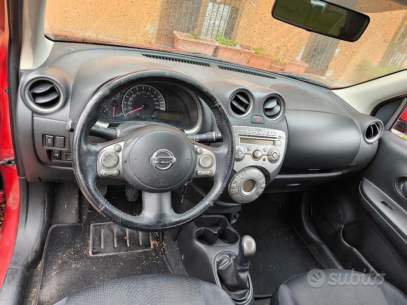 Usata Nissan Micra 80 CV (58 kW) 2011 Rosso Berlina