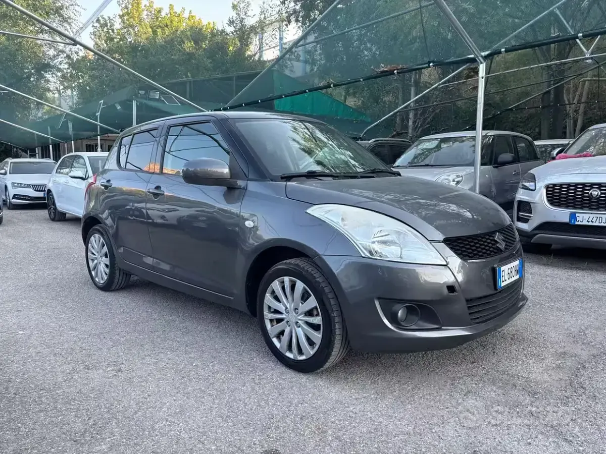 Usata Suzuki Swift GL 94 CV (69 kW) 2012 Grigio Utilitaria