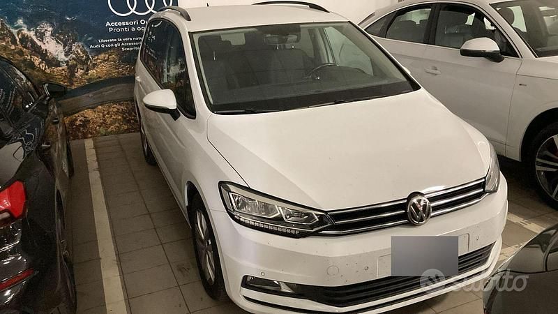 Usata VW Touran Business 150 CV (110 kW) 2016 Bianco Monovolume