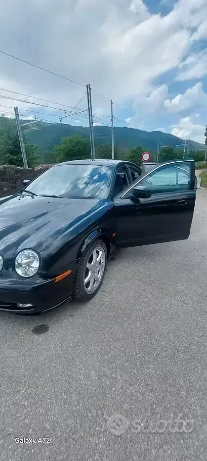 Usata Jaguar S-Type S 238 CV (175 kW) 2001 Nero Berlina