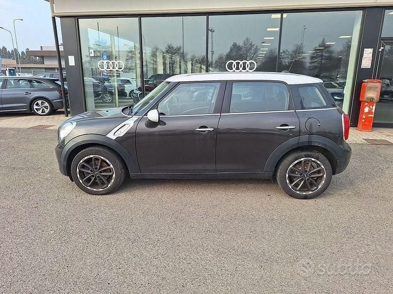 Occasion Mini Cooper D Countryman 111 ch (81 kW) 2015 Marron SUV