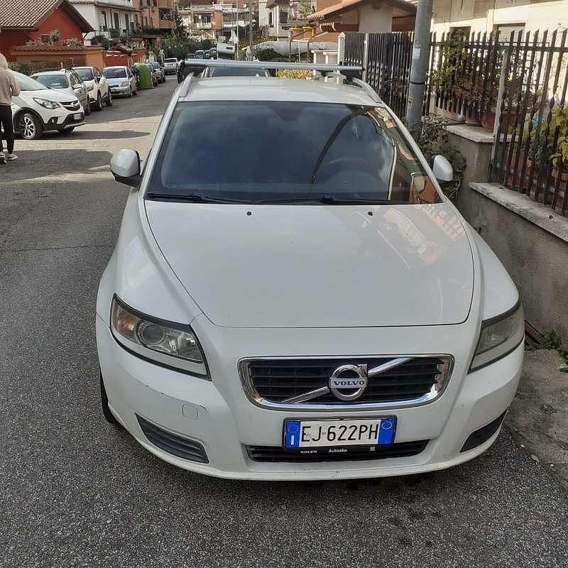 Usata Volvo V50 Plus 114 CV (83 kW) 2011 Bianco Station wagon