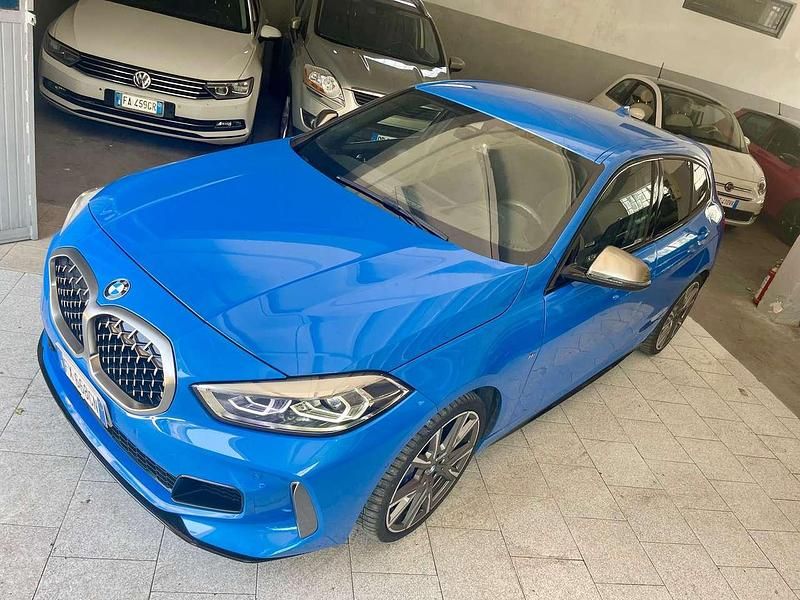 Usata BMW M135 320 CV (235 kW) 2019 Blu/azzurro Utilitaria