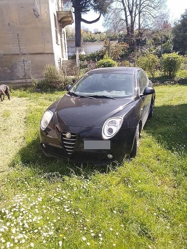 Usata Alfa Romeo MiTo 105 CV (77 kW) 2010 Nero Utilitaria