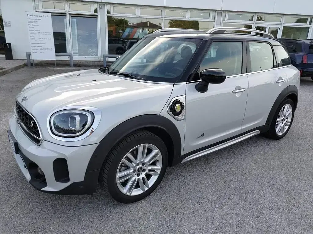 Usata Mini Cooper S Countryman Classic 220 CV (161 kW) 2022 Argento SUV
