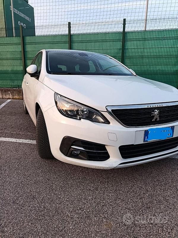 Usata Peugeot 308 SW 102 CV (75 kW) 2019 Bianco Station wagon