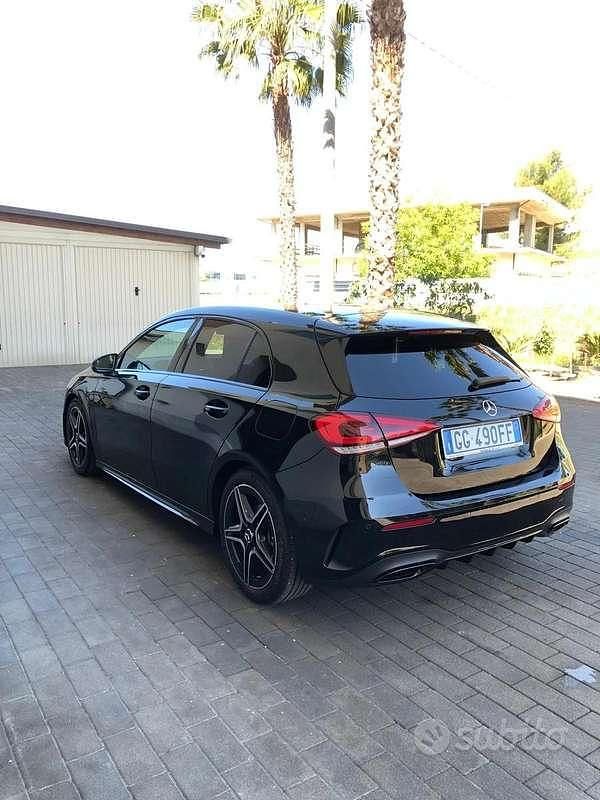 Usata Mercedes A180 Premium 116 CV (85 kW) 2021 Nero Berlina