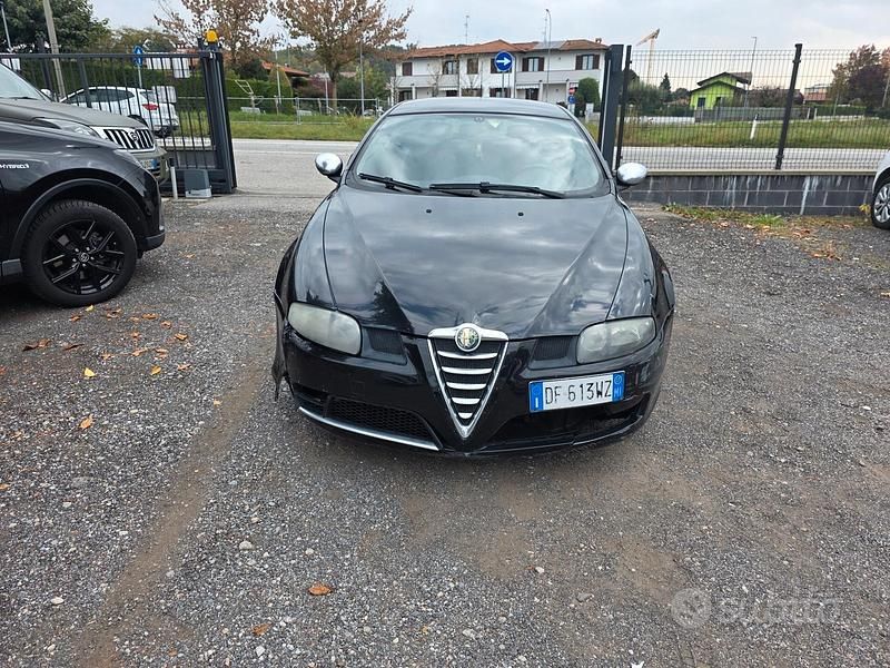 Nero Usata 2007 Alfa Romeo GT Progression Coupé | 2790 € (Ottimo prezzo) - Immagine 1/4