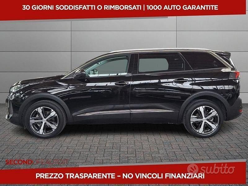 Usata Peugeot 5008 Allure 130 CV (95 kW) 2022 Nero SUV