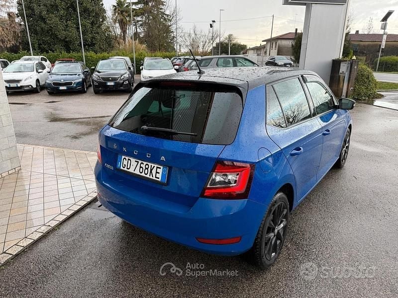 Usata Skoda Fabia 60 CV (44 kW) 2021 Blu Berlina