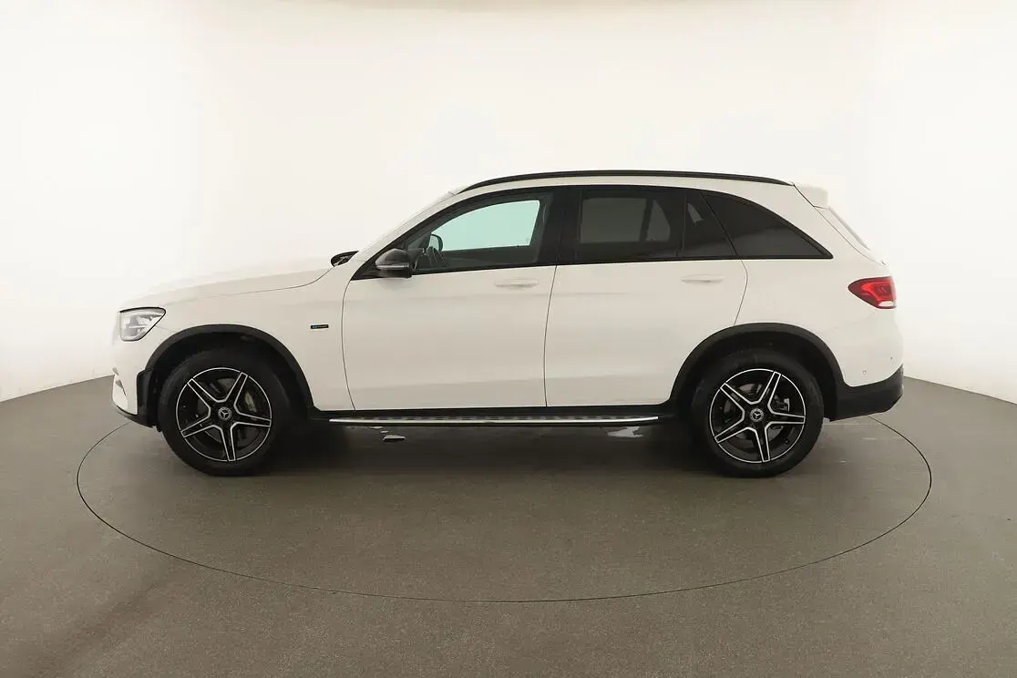 Usata Mercedes GLC300 Premium 194 CV (142 kW) 2021 Bianco SUV