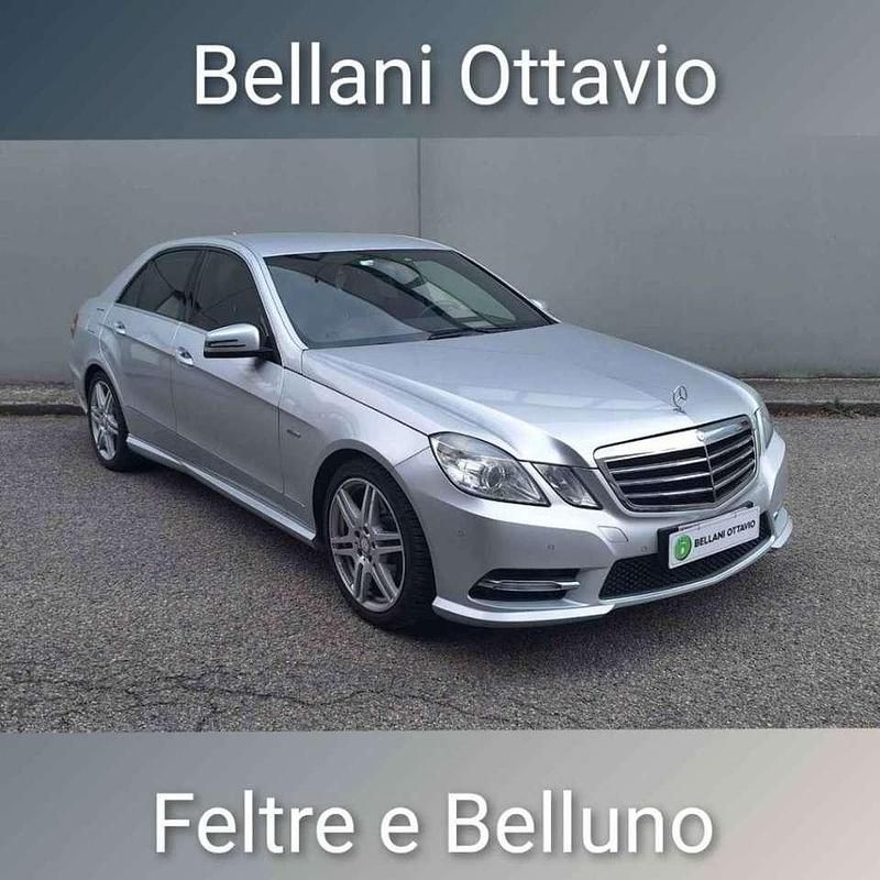Usata Mercedes E220 Avantgarde 170 CV (125 kW) 2011 Argento brillante Berlina