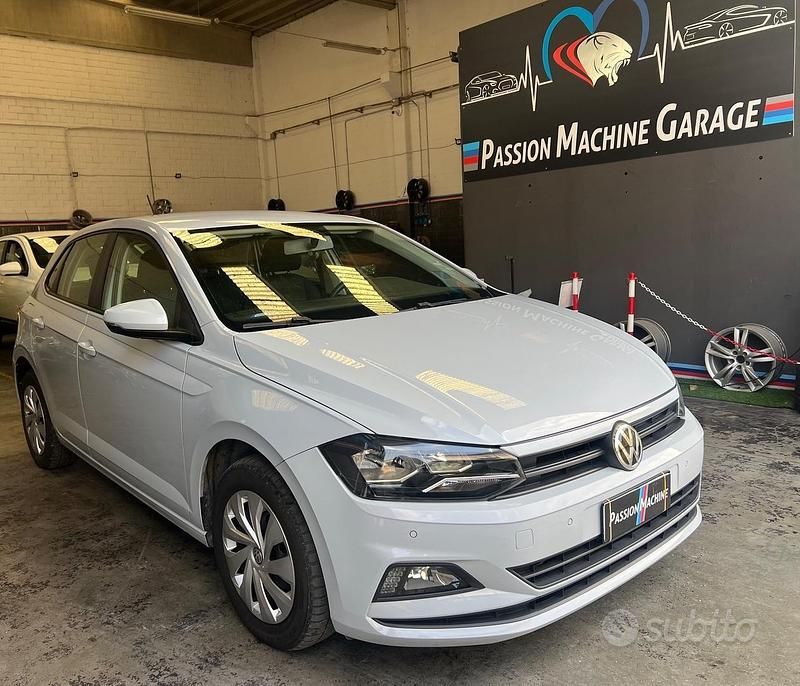 Usata VW Polo Comfortline 90 CV (66 kW) 2018 Grigio Utilitaria