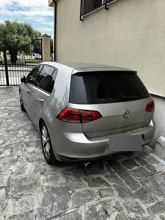 Usata VW Golf VII 110 CV (80 kW) 2015 Berlina
