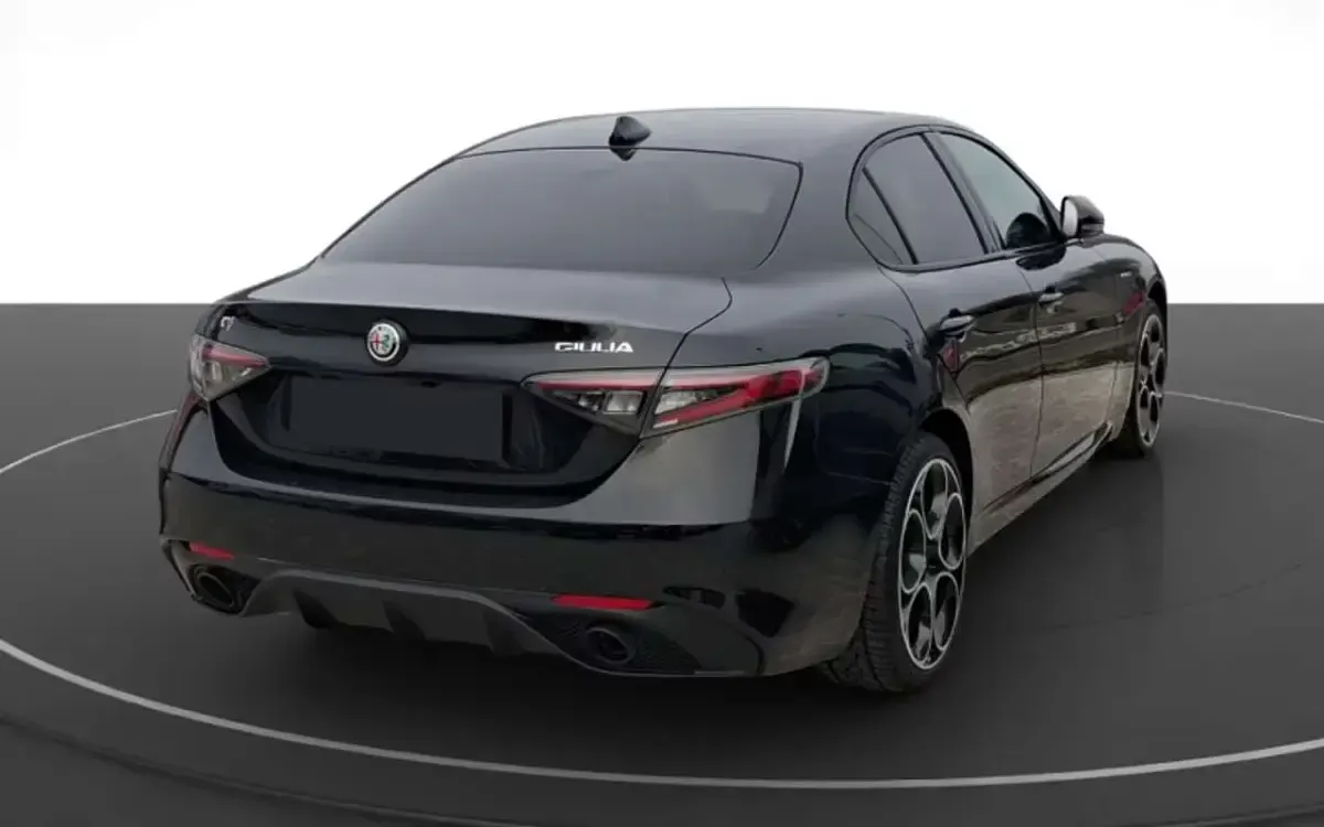 Usata Alfa Romeo Giulia Veloce 280 CV (205 kW) 2024 Nero Berlina