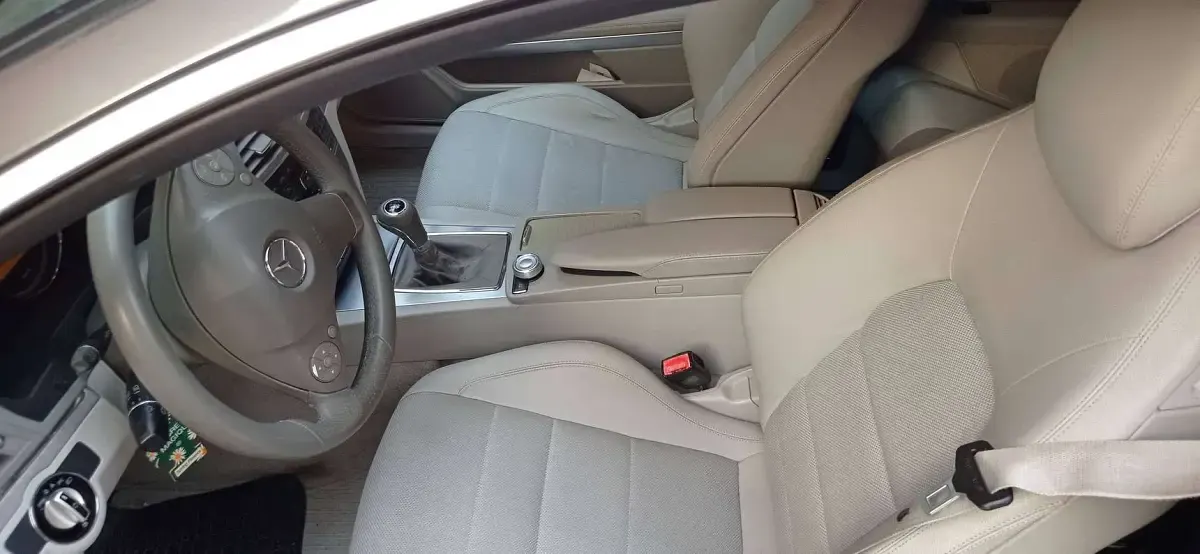 Usata Mercedes E250 Executive 204 CV (150 kW) 2010 Grigio Coupé
