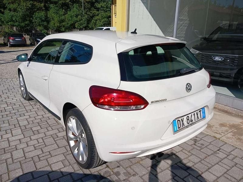 Usata VW Scirocco 160 CV (117 kW) 2009 Bianco Coupé