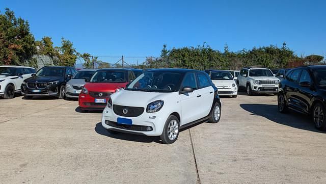Usata Smart ForFour 71 CV (52 kW) 2018 Bianco Utilitaria