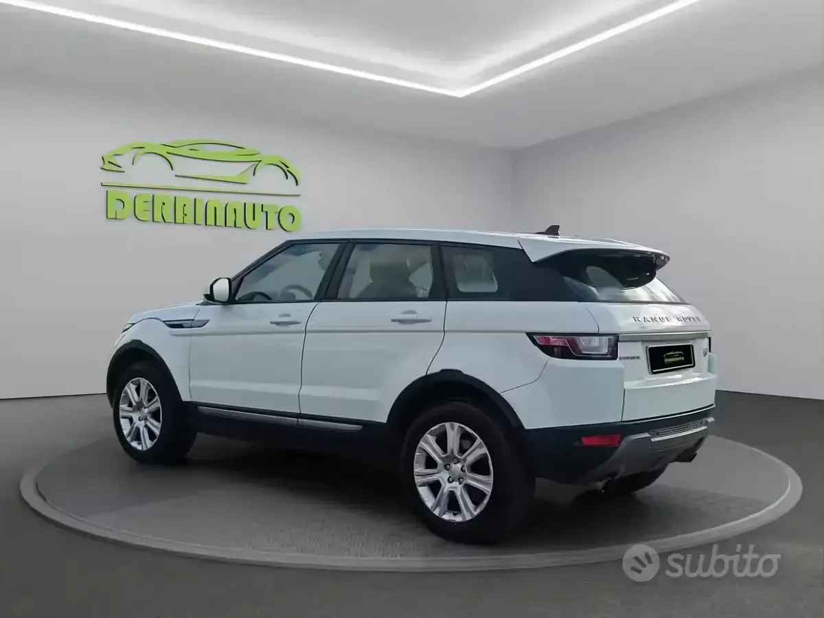 Usata Land Rover Range Rover evoque SE 150 CV (110 kW) 2017 Bianco Station wagon