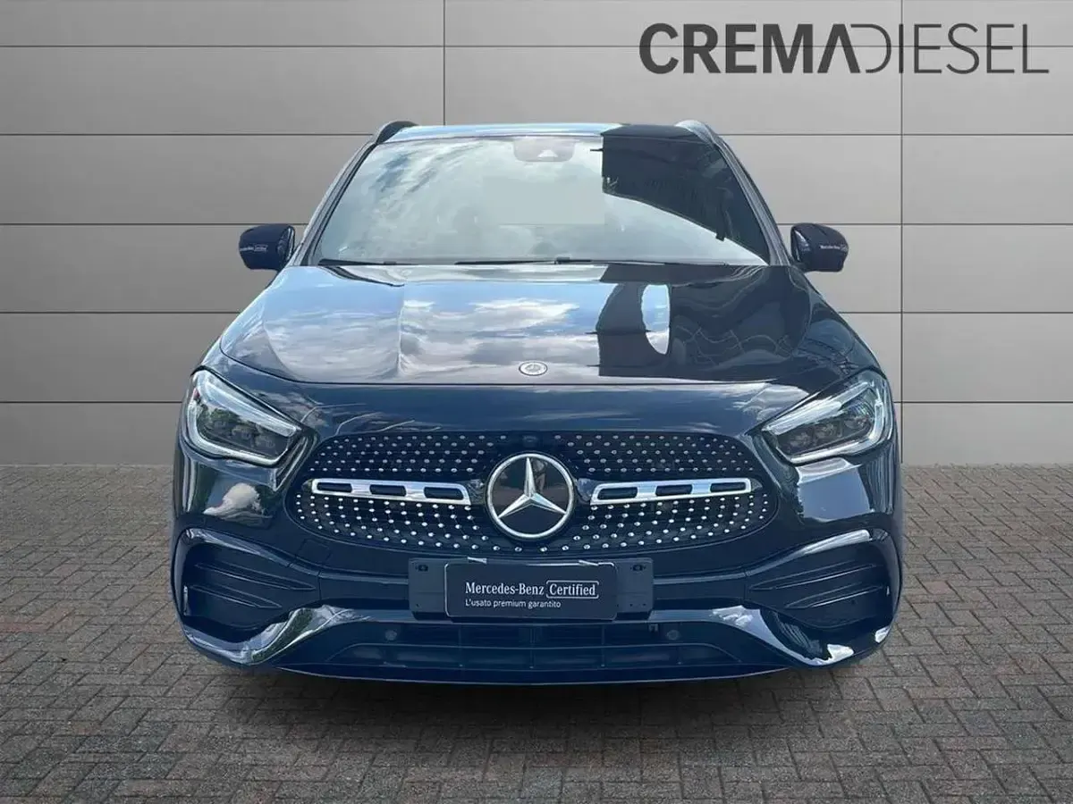 Usata Mercedes GLA200 Premium 150 CV (110 kW) 2023 Nero SUV