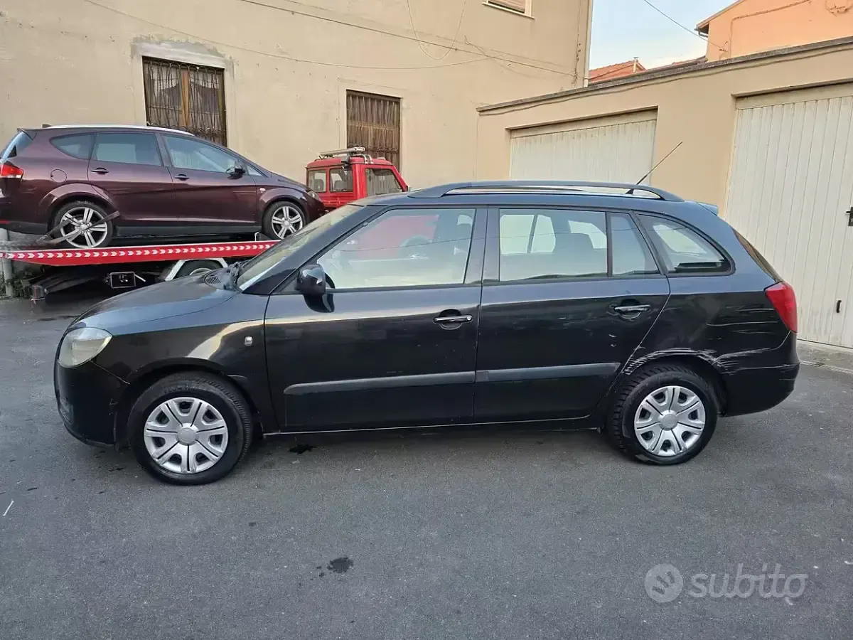 Usata Skoda Fabia Comfort 80 CV (58 kW) 2008 Nero Berlina