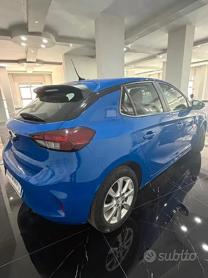 Usata Opel Corsa Elegance 75 CV (55 kW) 2023 Blu/azzurro Utilitaria