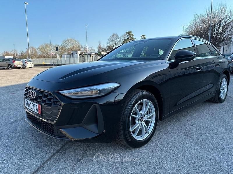 Nuova Audi A5 Advanced 150 CV (110 kW) 2026 Nero Station wagon
