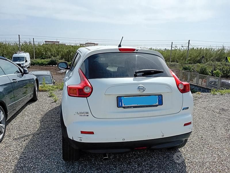 Usata Nissan Juke Acenta 110 CV (80 kW) 2011 Bianco SUV