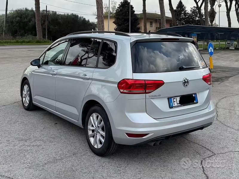 Usata VW Touran Business 150 CV (110 kW) 2017 Grigio Monovolume