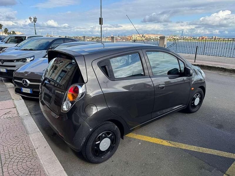 Usata Chevrolet Spark LS 82 CV (60 kW) 2011 Grigio Utilitaria