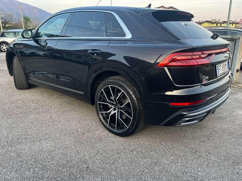 Usata Audi Q8 S-Line 286 CV (210 kW) 2019 Nero orca metalizzato SUV